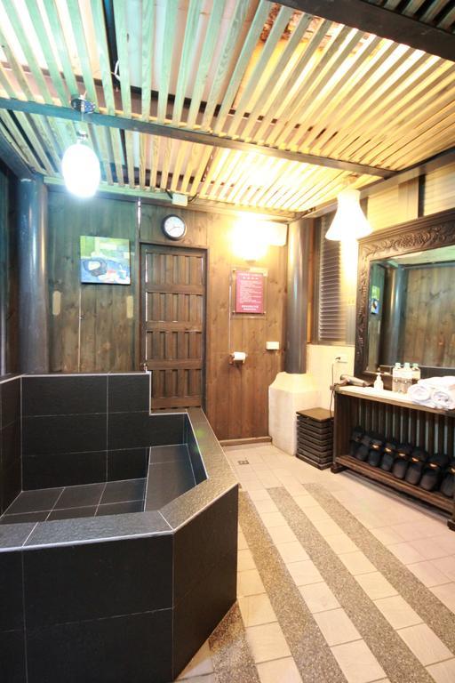 โฮเต็ล เลส แชมป์ Hotel เจียวซี ภายนอก รูปภาพ