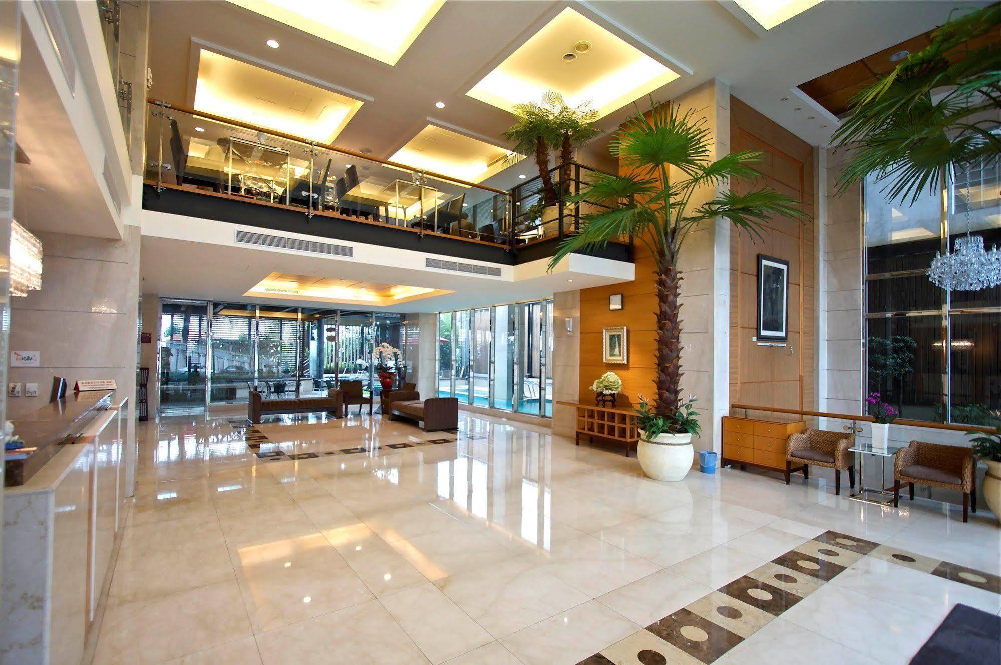 โฮเต็ล เลส แชมป์ Hotel เจียวซี ภายนอก รูปภาพ