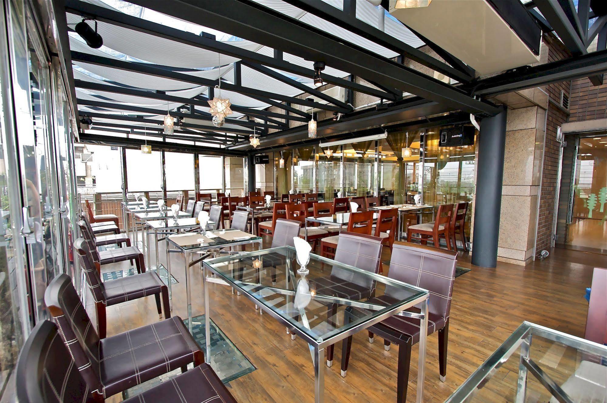 โฮเต็ล เลส แชมป์ Hotel เจียวซี ภายนอก รูปภาพ