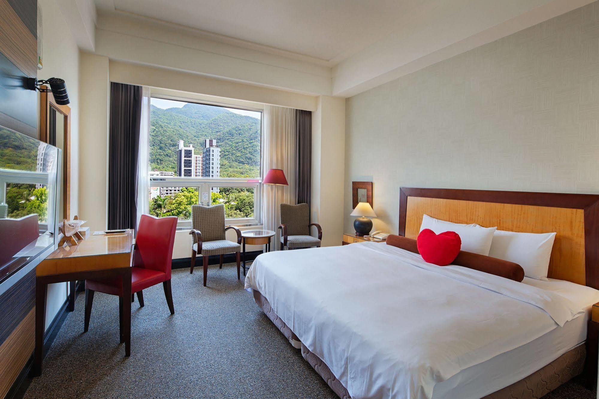 โฮเต็ล เลส แชมป์ Hotel เจียวซี ภายนอก รูปภาพ